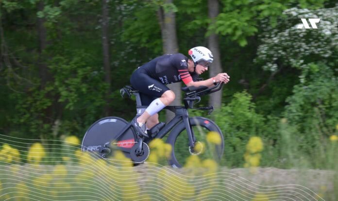 Kacper Stępniak podczas JBL Triathlon Sieraków