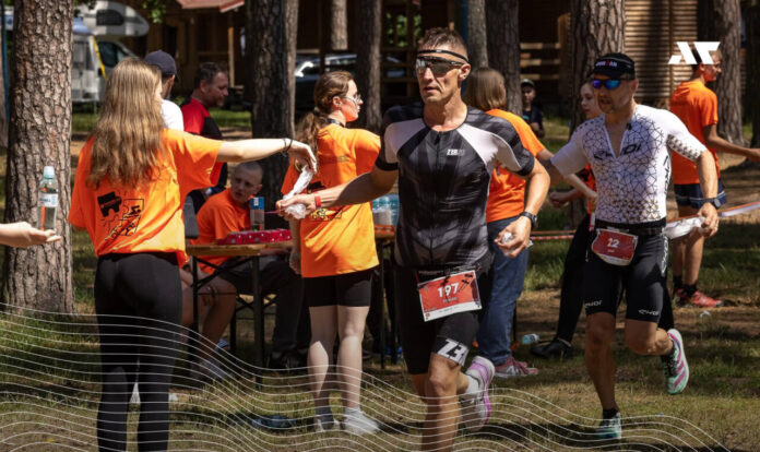 Triathloniści podczas JBL Triathlon Sieraków