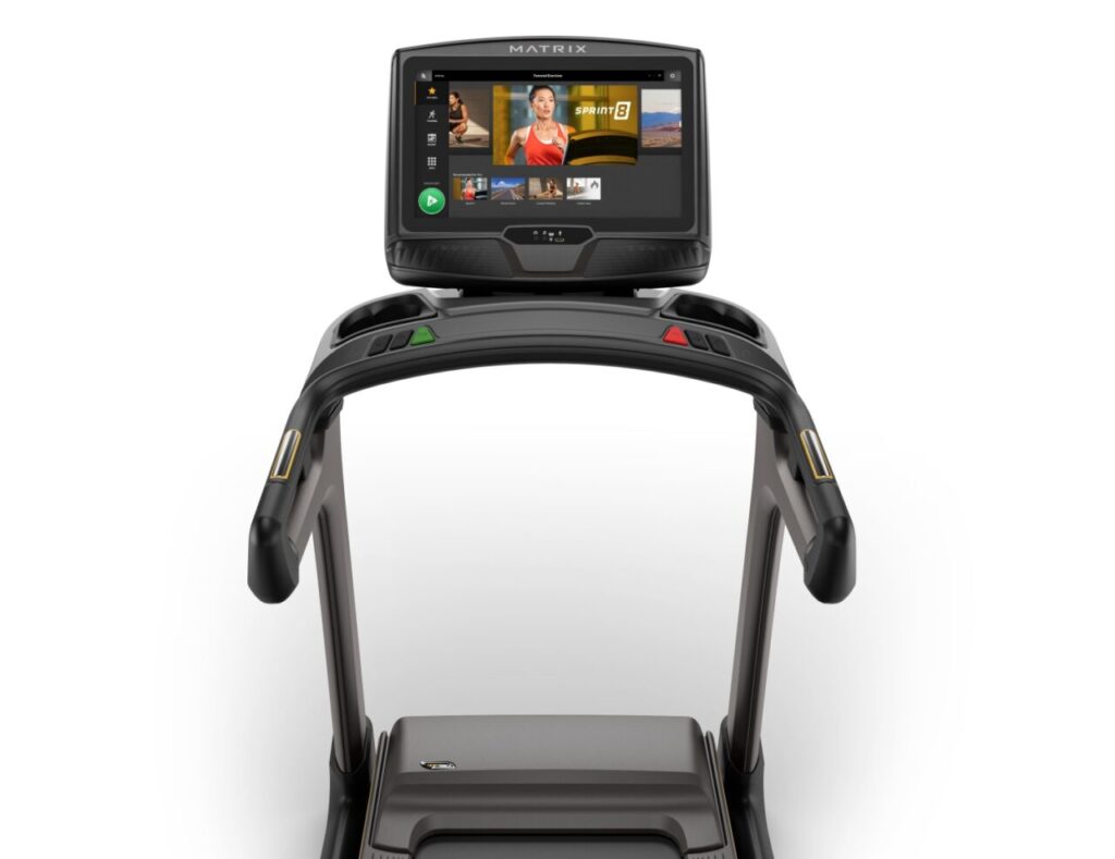 Konsola Matrix XUR – panel dotykowy w bieżni komercyjnej