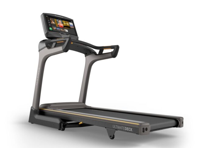 Bieżnia Matrix TF50 – widok z przodu, ekran XUR, domowa siłownia