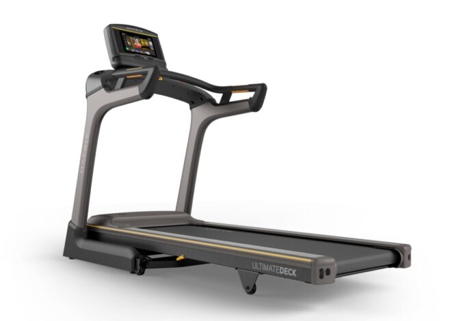 Bieżnia Matrix TF50 XER – widok z przodu, model premium do domowej siłowni