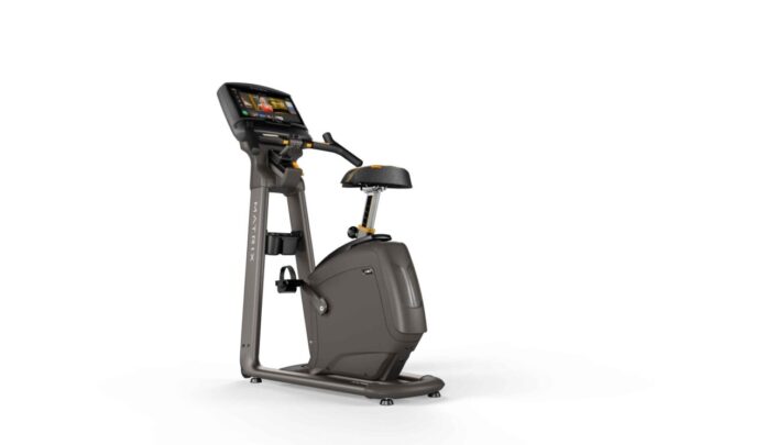 Rower stacjonarny Matrix U50 z konsolą XUR – model premium do domowego treningu