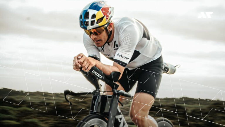 Kristian Blummenfelt na rowerze czasowym podczas przygotowań do Challenge Roth 2026