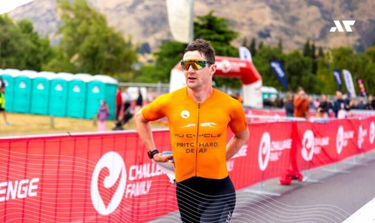 Oliver Pritchard podczas debiutu PRO w Challenge Wanaka