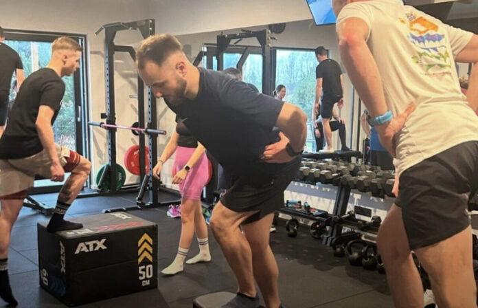 Trening uzupełniający triathlonistów – ćwiczenia funkcjonalne poprawiające stabilizację i kontrolę ruchu