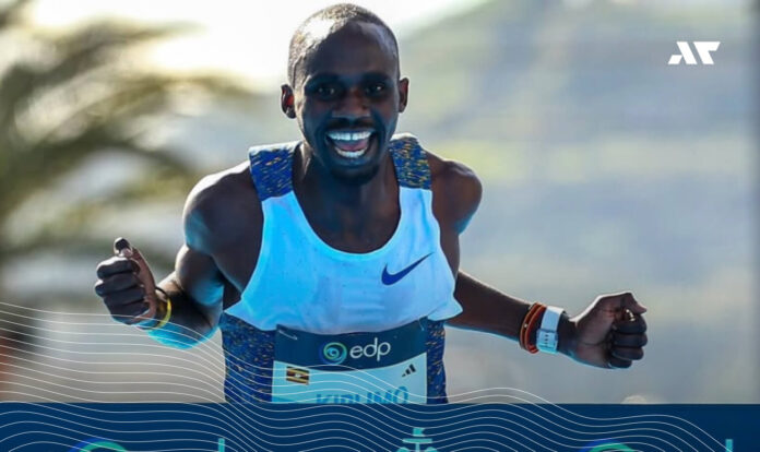 Jacob Kiplimo po ustanowieniu rekordu świata w półmaratonie podczas EDP Lisbon Half Marathon – czas 57:20